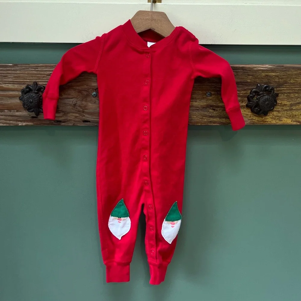 Hanna Andersson Red Organic Cotton Gnome Knee Patch Sleeper Pajamas‎ 6-12 Months